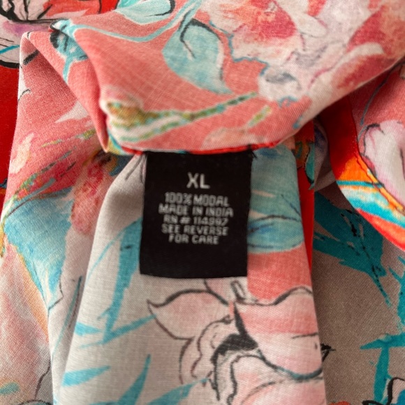 Tolani Collection Spring Poncho, size XL - Picture 4 of 5